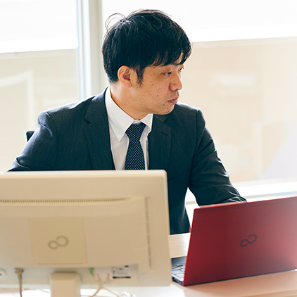 今 雄也 ワークシーン