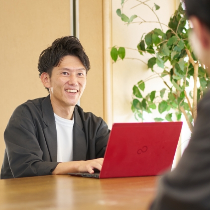 営業支援ソリューション部 営業職員支援第一グループ グループマネージャー ワークシーン